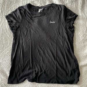 Black ’love’ t-shirt